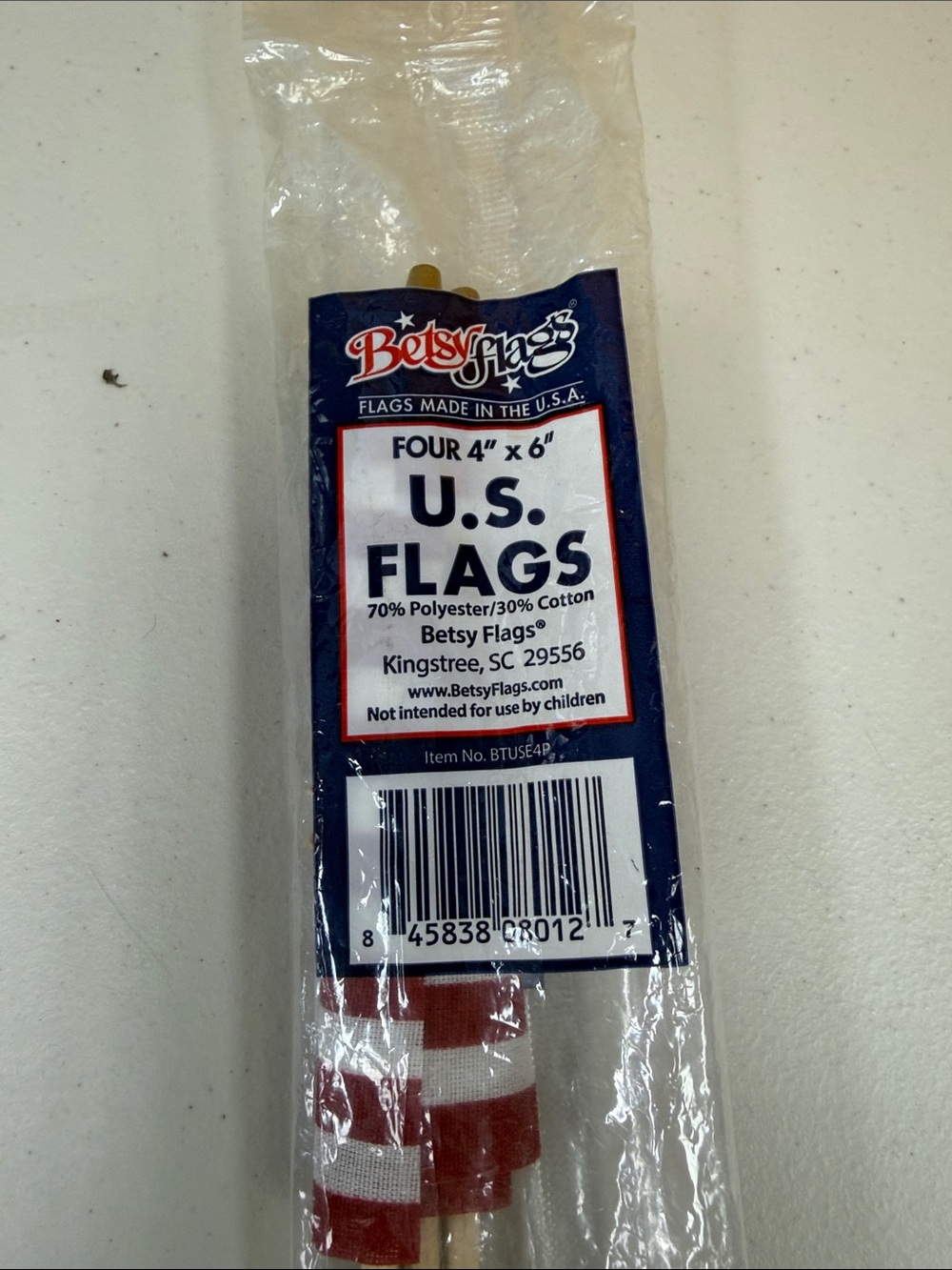 Betsy Flags Red, White & Blue U.S. Hand Flags - 4" x 6" (4 Pack)
